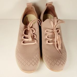 Traq by Alegria Mauve Sneakers